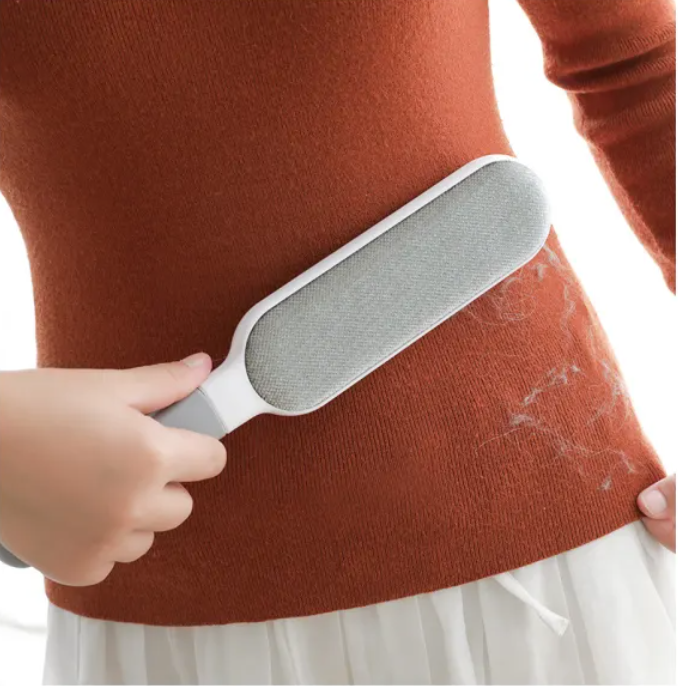 Minimalist Fabric Care Brush